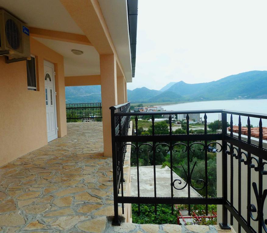 Apartments Papillon Podgorica Pokoj fotografie